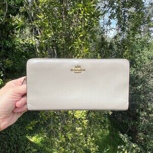 COACH Gray Leather Slim Wallet Clutch CC Holder Gold Hardware AUTHENTIC
